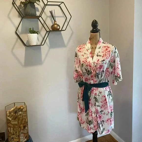 Show Me Your Mumu Kimono - Floral - Picture 1 of 6